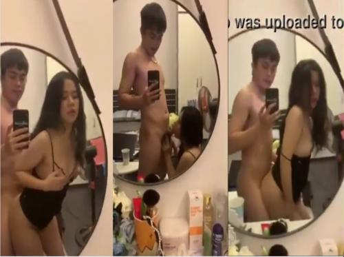 Berhubungan seks dengan mahasiswa baru di motel sangatlah menyenangkan Berhubungan seks dengan mahasiswa baru di motel sangatlah menyenangkan