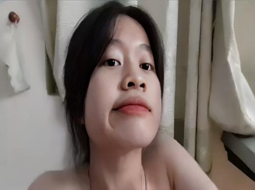 Gadis itu memberi kutukan karena kecanduan vagina.... Gadis itu memberi kutukan karena kecanduan vagina....