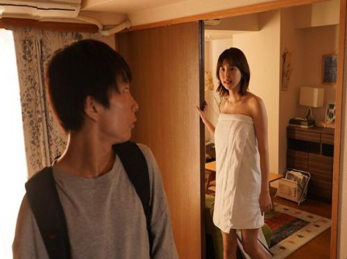 Tiga hari bercinta dengan saudara perempuan pacarku Tiga hari bercinta dengan saudara perempuan pacarku
